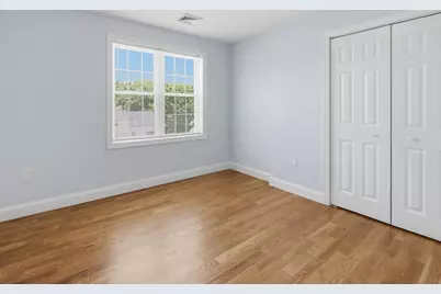 489 Spring, Fall River, MA 02721 - Photo 10