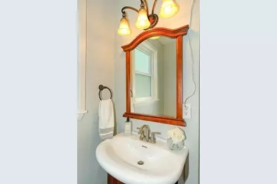 7 Vincent Avenue, Belmont, MA 02478 - Photo 12