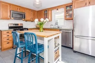 62 Bowdoin Ave, Waltham, MA 02451 - Photo 2