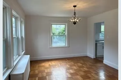 19 Stoneleigh Rd, Watertown, MA 02472 - Photo 16