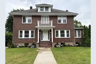 19 Stoneleigh Rd, Watertown, MA 02472 - Photo 2