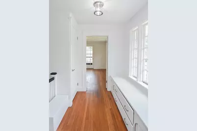 19 Stoneleigh Rd, Watertown, MA 02472 - Photo 32