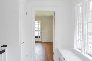 19 Stoneleigh Rd, Watertown, MA 02472 - Photo 32