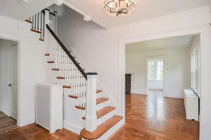 19 Stoneleigh Rd, Watertown, MA 02472 - Photo 8