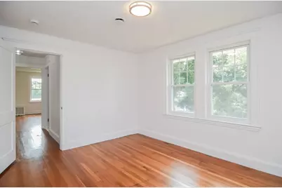 19 Stoneleigh Rd, Watertown, MA 02472 - Photo 28
