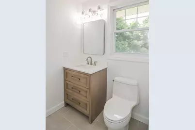 19 Stoneleigh Rd, Watertown, MA 02472 - Photo 24