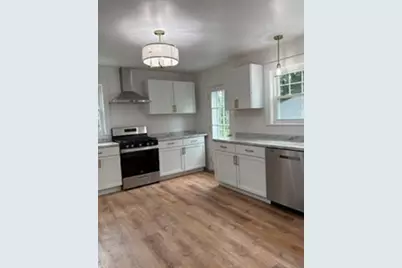 19 Stoneleigh Rd, Watertown, MA 02472 - Photo 12