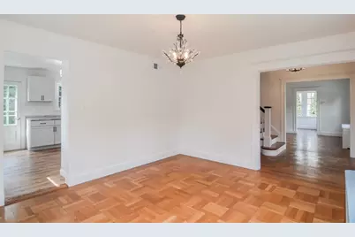 19 Stoneleigh Rd, Watertown, MA 02472 - Photo 10