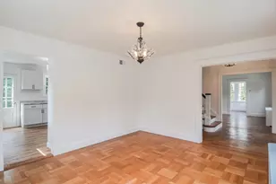 19 Stoneleigh Rd, Watertown, MA 02472 - Photo 10