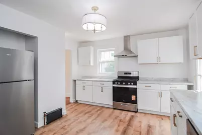 19 Stoneleigh Rd, Watertown, MA 02472 - Photo 18