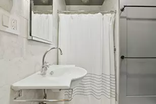 748 Tremont St, Boston, MA 02118 - Photo 16