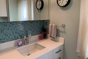 907 E 4th St, Boston, MA 02127 - Photo 12
