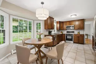 27 Eastwood Dr, Wilbraham, MA 01095 - Photo 18