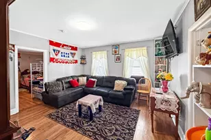 199 Franklin St, Fall River, MA 02720 - Photo 4