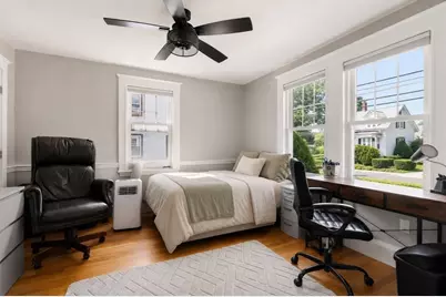 110 Dale St #-, Waltham, MA 02451 - Photo 10