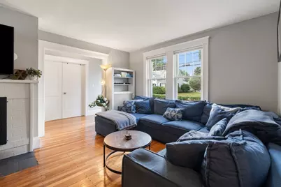 110 Dale St #-, Waltham, MA 02451 - Photo 6