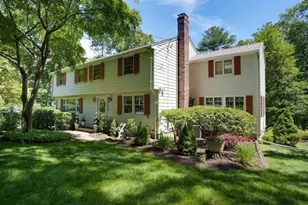 15 Carter Dr, Framingham, MA 01701 - Photo 1
