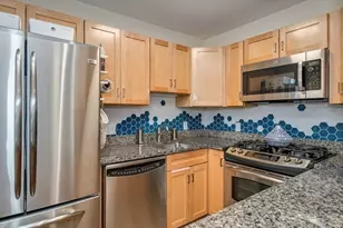 4040 Washington St, Boston, MA 02131 - Photo 2