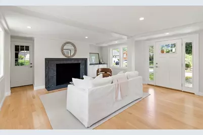 6 Longbow Rd, Lynnfield, MA 01940 - Photo 10