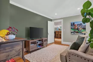 202 S Washington St, North Attleboro, MA 02760 - Photo 20
