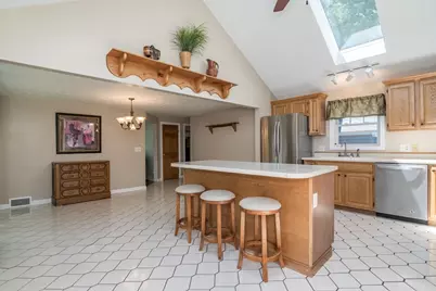 1466 Page Blvd, Springfield, MA 01104 - Photo 8