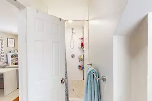 34 Sargent Ave, Somerville, MA 02145 - Photo 12
