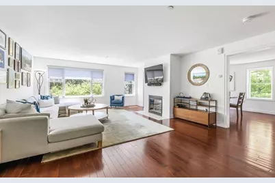 30 Webster St #4, Needham, MA 02494 - Photo 4