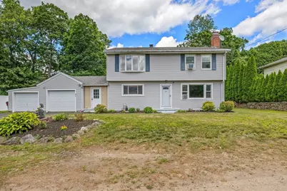 31 Harlan St, Ludlow, MA 01056 - Photo 4