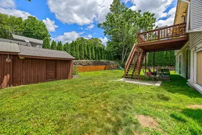 31 Harlan St, Ludlow, MA 01056 - Photo 10