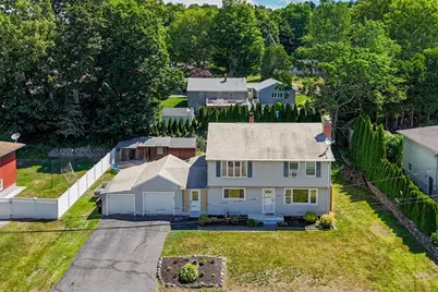 31 Harlan St, Ludlow, MA 01056 - Photo 2