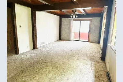 10 Lafayette St, Lowell, MA 01854 - Photo 4