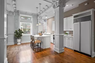 8 Garrison St, Boston, MA 02116 - Photo 4