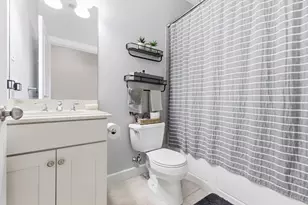 345 W Broadway, Boston, MA 02127 - Photo 14
