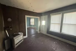 127 Cliff St, Southbridge, MA 01550 - Photo 16