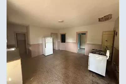 127 Cliff St, Southbridge, MA 01550 - Photo 18