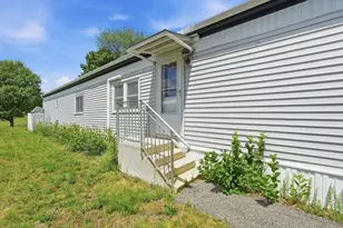 281 Chauncey Walker St, Belchertown, MA 01007 - Photo 20