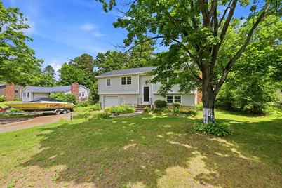 23 Phelps St, Easthampton, MA 01027 - Photo 6