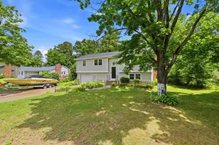23 Phelps St, Easthampton, MA 01027 - Photo 6