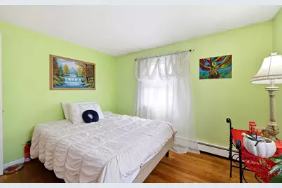 23 Phelps St, Easthampton, MA 01027 - Photo 20