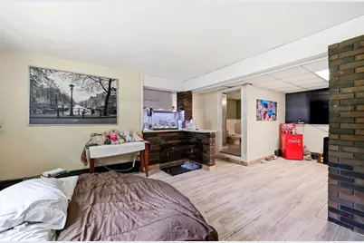23 Phelps St, Easthampton, MA 01027 - Photo 28