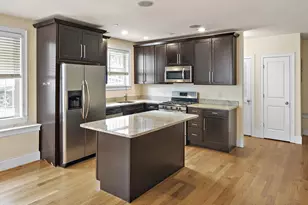 178 W Fourth St, Boston, MA 02127 - Photo 2
