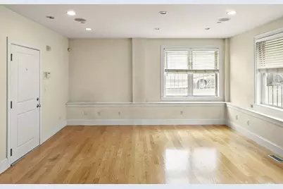 178 W 4th Street #1A, Boston, MA 02127 - Photo 4