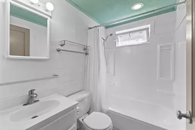 33 Spruce St, Shrewsbury, MA 01545 - Photo 14