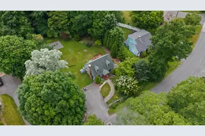 33 Spruce St, Shrewsbury, MA 01545 - Photo 32