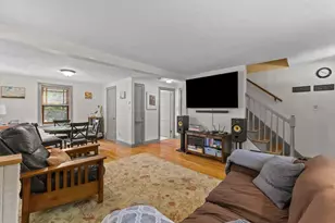 33 Spruce St, Shrewsbury, MA 01545 - Photo 4