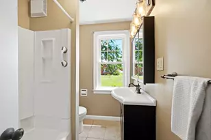 115 Poplar St, Agawam, MA 01030 - Photo 10