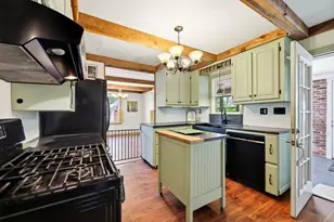 115 Poplar St, Agawam, MA 01030 - Photo 6