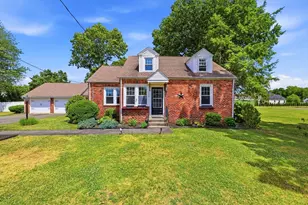115 Poplar St, Agawam, MA 01030 - Photo 1