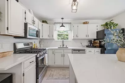 16 Fairview Farm Rd, Haverhill, MA 01832 - Photo 6
