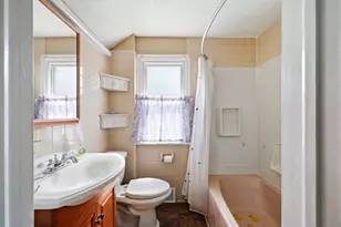 37 Valentine St, Agawam, MA 01001 - Photo 24